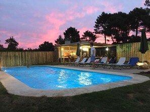 Utomhuspool