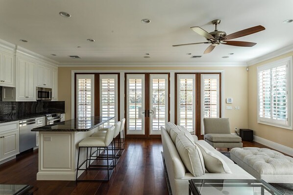 Living Room & Kitchen