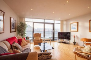 Large, open plan living area with gorgeous views of the Clyde