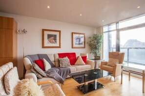 Large, open plan living area with gorgeous views of the Clyde