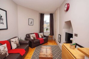 Cosy lounge area with two couches