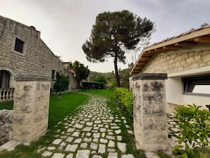 Enceinte de l’hébergement