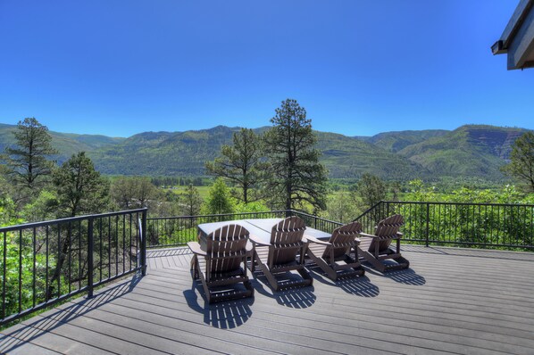 Private hot tub with amazing views
