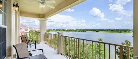 Private Balcony with Lakeview