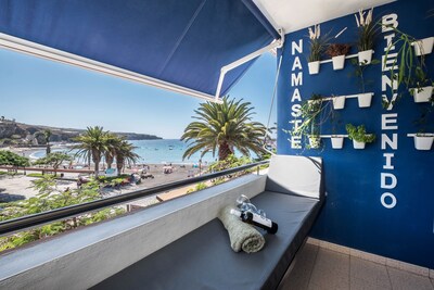 Beautiful Oceanfront Beach Apartment "SPR Playa San Juan" with Terrace & Wi-Fi, Parking Available