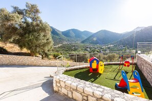 Outdoor children facilities.