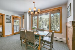 Dining table that is also great for playing board games