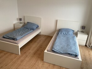 Schlafzimmer I