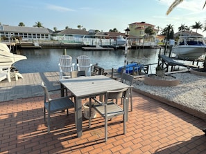 Relax for dinner on the water. You may see manatee or dolphins!🐬🐠…or mermaids🧜🏻‍♀️🧜🏻‍♀️