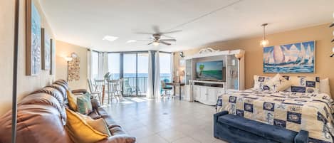 Welcome to Humphries Hideaway, Sunbird 1204W. What a view and more space than other units in Sunbird, too!