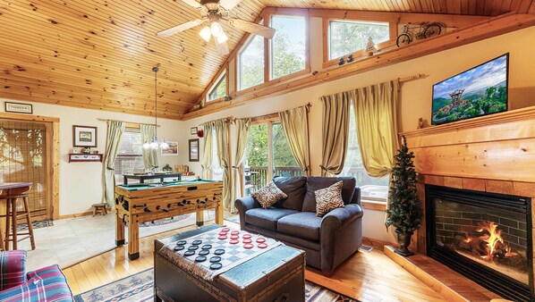 Indoors, Furniture, Living Room, Fireplace, Table