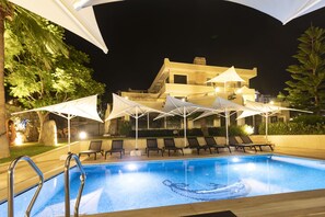 Piscina all'aperto