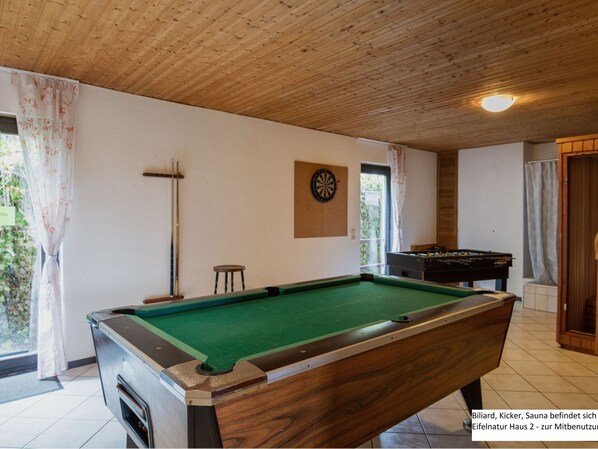 Billiard-Tisch, Billiard Raum, Möbel, Schwimmbad, Eigentum, Tabelle, Billard, Holz, Erholungsraum