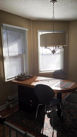 Shared kitchen eating area