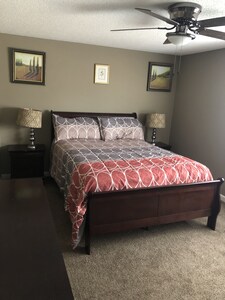 228 BEAUTIFUL DOWNTOWN AIR/WIFI/close to FALLS