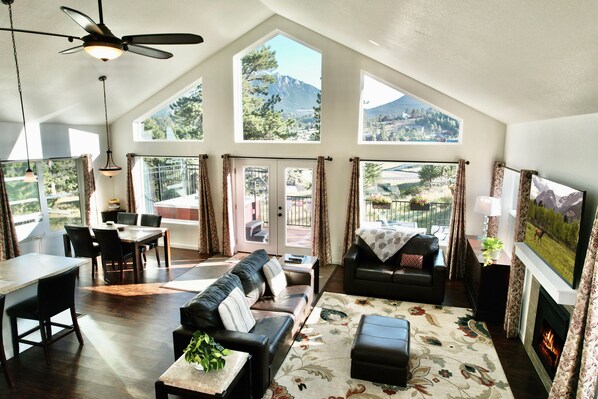 Welcome to Estes Park!