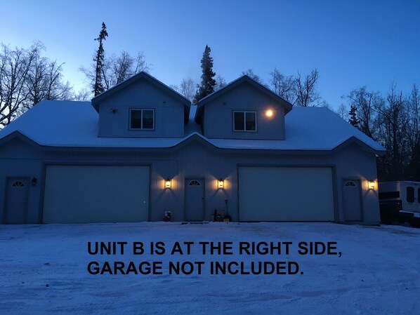 UNIT B does not have a car garage