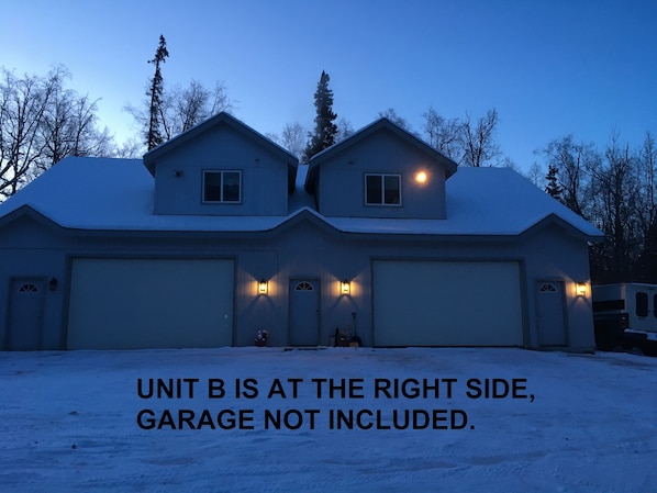 UNIT B does not have a car garage