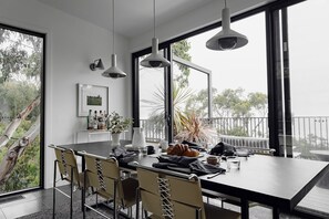Dining (1)