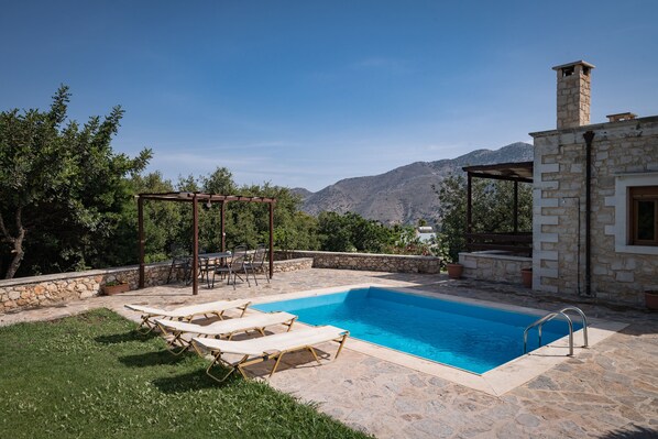 Villa with authentic design private pool.