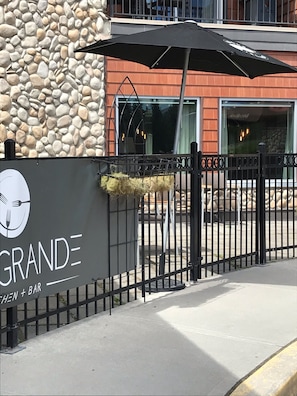 Grande Kitchen Restaurant