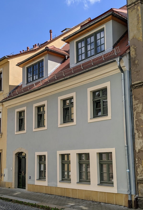 Innere Oybiner Straße 19 Haus Straßenansicht