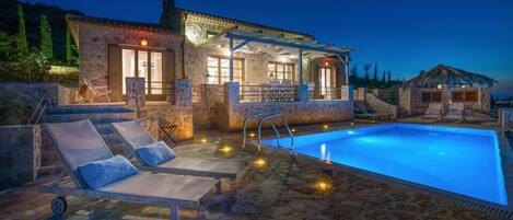 Extravagant Zante Villa | Villa Harmonia | Great Sea Views | 4 Bedrooms | Agios Nikolaos