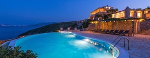 Extravagant Zante Villa | Villa Deep Blue | Great Sea Views | 4 Bedrooms | Agios Nikolaos