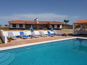 Casa Coruja (right) and Casa Aguia from the pool