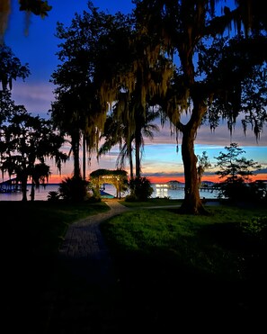 Enjoy the colorful Florida Sunsets in the backyard 