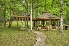 Easy walk on stone pathway to the river and river gazebo.