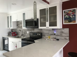 Newly remodeled fully equipped kitchen
