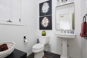 Powder room