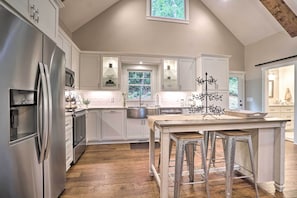 Kitchen | Cooking Basics | Stainless Steel Appliances