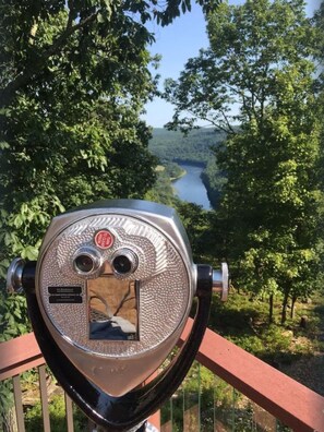 Use our Tower Optical Viewer to watch rafters and kayakers float down river