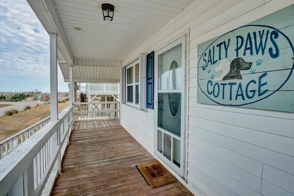 Salty Paws Second Row North Topsail Beach Cottage