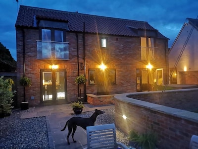 5 star stunning holiday cottage with private garden and hot tub rural location