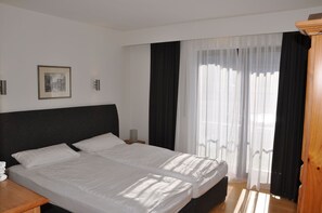 Ferienwohnung 3, 65qm, 1 Schlafzimmer, 1 Wohn-/Schlafraum, max. 4 Pers.