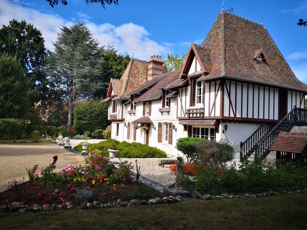 Extérieur