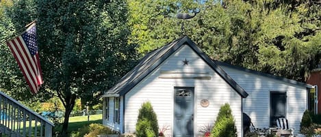 Blue Vieira Cottage