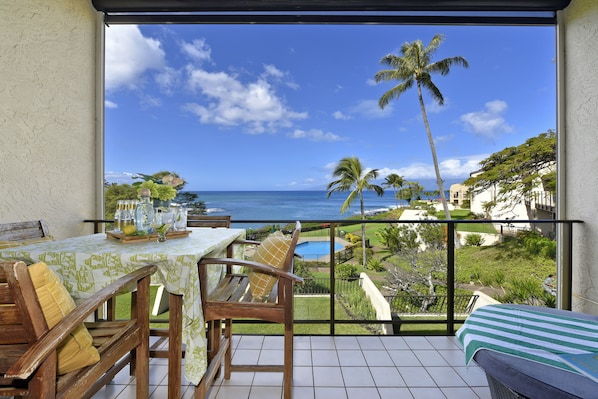 Napili Point C40 lanai ocean view 1