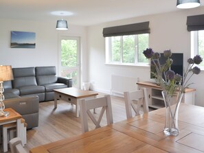 Living room/dining room | Tigh Eilidh, Achmelvich, near Lochinver