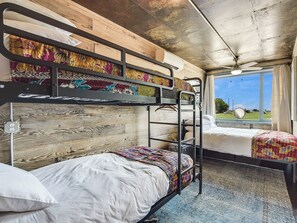 Houze4-2BBedroom