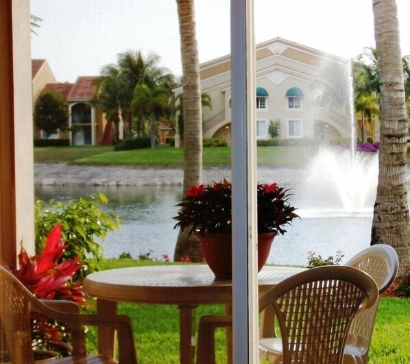 Fountain Views from Lanai, Living Room, & Bedrooms