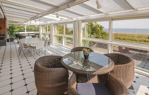 balcony-terrace