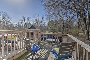 Furnished Deck