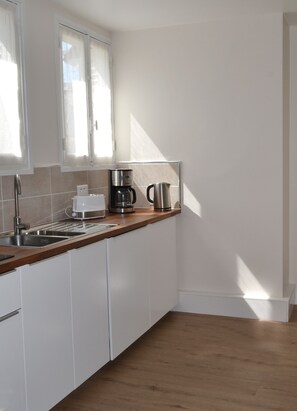 Cuisine équipée appartement François 1er