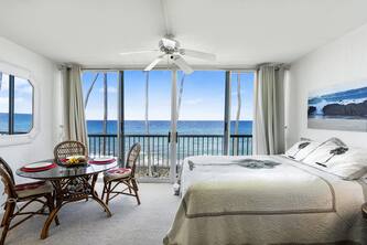 KONA MAGIC SANDS#213 2ND FLOOR DIRECT BEACHFRONT, BEST VIEWS IN KONA!