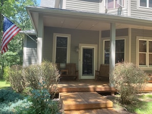 Covered Front porch- lock box at door for contactless entry/solar safety lights