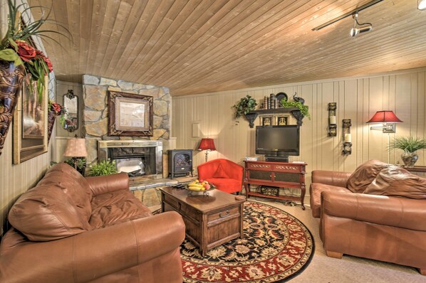 Angel Fire Vacation Rental | 2BR | 1BA | 900 Sq Ft | Steps to Access
